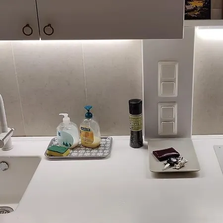 Spacious Ground-floor In Etu-toeoeloe Apartment Helsinki